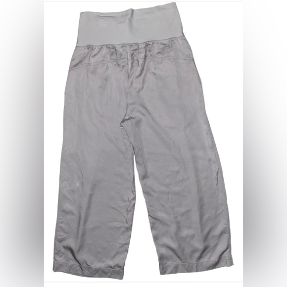 Lululemon high rise wide leg cropped pant - Picture 3 of 8